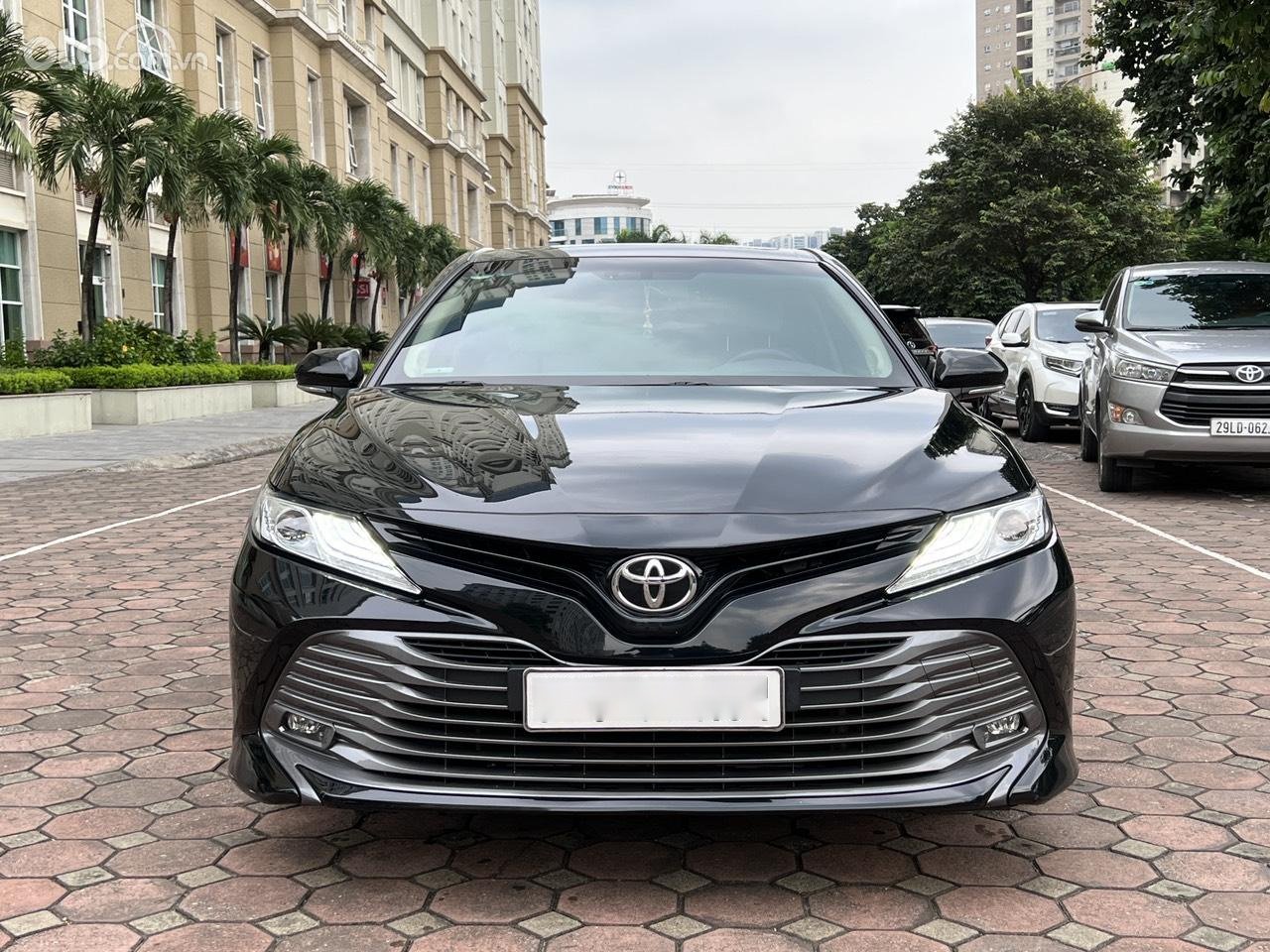 Toyota Camry 2019 hoàn toàn mới ra mắt thay diện mạo giá xe từ 1020