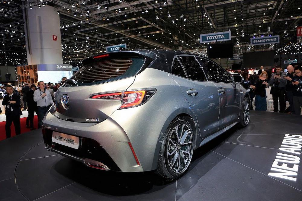 Đuôi xe Toyota Auris 2018 3