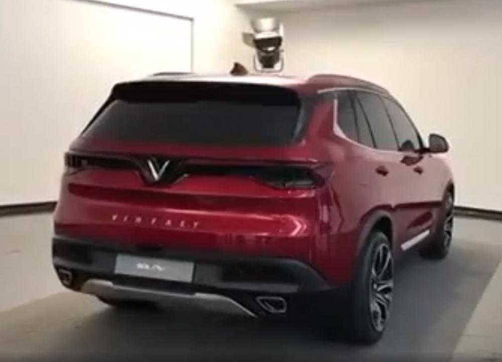 Đuôi xe SUV Vinfast 3