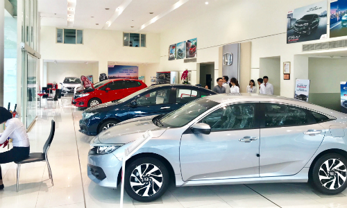 Thị trường ô tô Việt Nam dần khởi sắc trong nửa cuối năm 2018 2