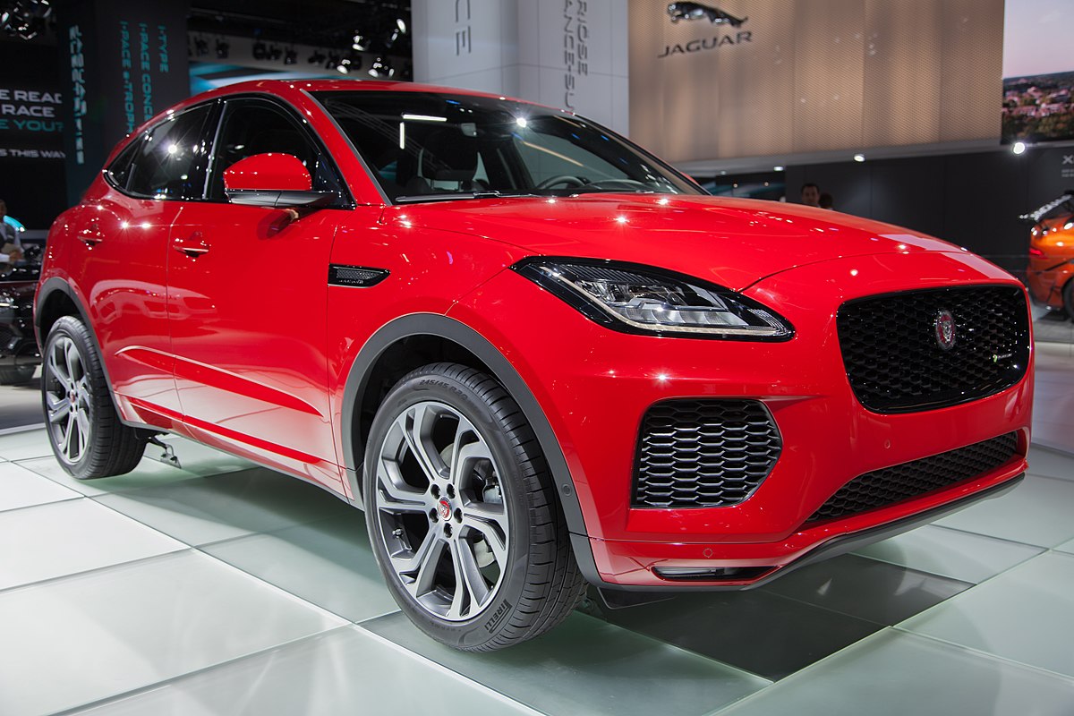 Triệu hồi 8 chiếc Jaguar E-PACE dùng động cơ xăng 2.0L tại Việt Nam 1