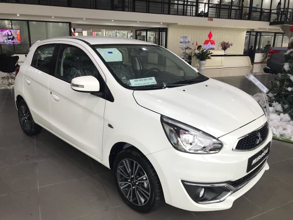 Phân khúc hatchback hạng B đồng loạt giảm giá kỷ lục, rẻ ngang giá xe hạng A 2