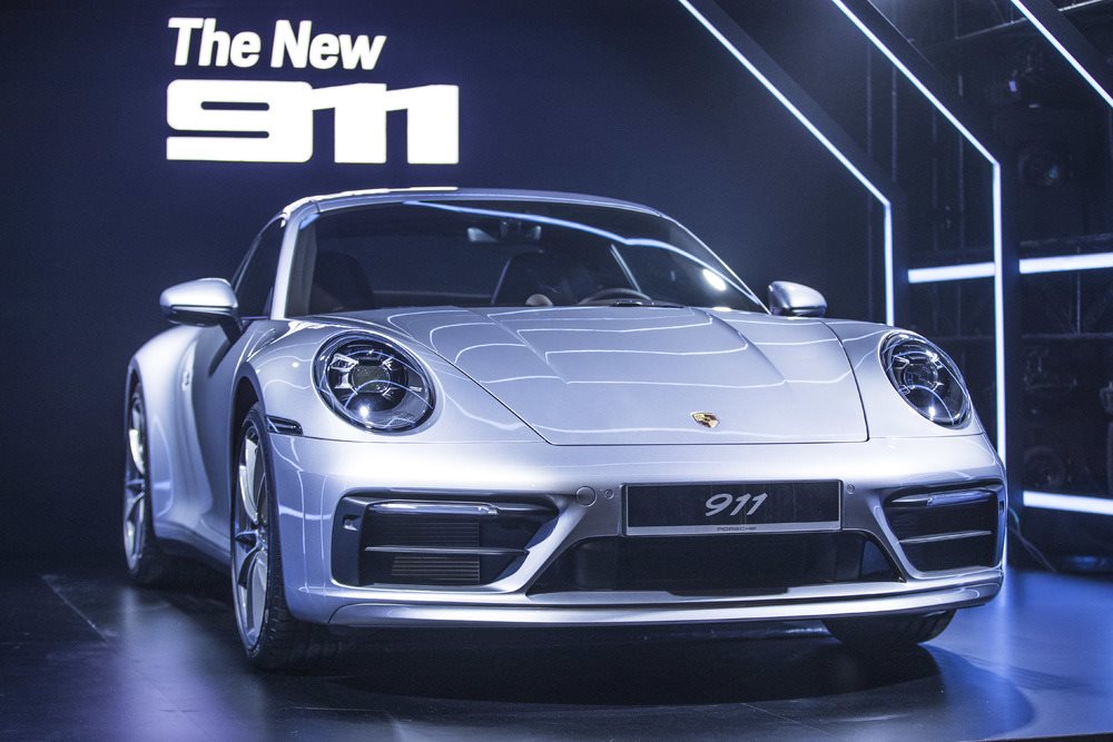 Porsche 911 thế hệ mới ra mắt tại Việt Nam, giá từ 7,65 tỷ đồng 1