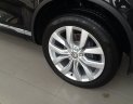 Volkswagen Touareg 2016 - Bán xe nhập Đức Volkswagen Touareg 3.6l v6 sản xuất 2016, màu đen. Dòng xe số 1
