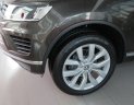Volkswagen Touareg GP 2016 - Dòng SUV nhập Đức Volkswagen Touareg 3.6L GP, màu nâu-Ưu đãi tốt nhất cho KH - LH Hương 0902608293
