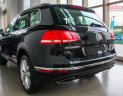 Volkswagen Touareg 2016 - Bán xe Volkswagen Touareg GP đời 2016, màu vàng cát, dòng SUV nhập Đức
