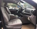 Toyota Highlander LE 2018 - Bán xe Toyota Highlander Le sản xuất 2018, màu nâu, xe nhập