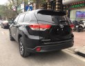 Toyota Highlander LE 2018 - Bán xe Toyota Highlander Le sản xuất 2018, màu nâu, xe nhập