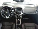 Chevrolet Cruze 2017 - Cần bán Chevrolet Cruze đời 2017, màu đỏ, hỗ trợ vay tối đa tư vấn nhiệt tình ưu đãi lên đế 70tr đồng