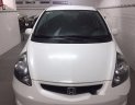 Honda FIT 2006 - Cần bán gấp Honda FIT đời 2006, màu trắng, xe nhập số tự động, giá 310tr