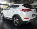 Hyundai Tucson 2018 - Bán Hyundai Tucson sản xuất 2018, màu trắng