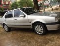 Renault 19 1995 - Bán xe Renault 19 đời 1995, màu bạc, nhập khẩu nguyên chiếc, giá tốt