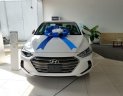 Hyundai Elantra 2018 - Bán xe Hyundai Elantra sản xuất 2018, màu trắng, 560 triệu