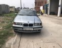 BMW 3 Series  320i  1998 - Bán ô tô BMW 3 Series 320i sản xuất 1998, màu bạc, giá chỉ 115 triệu