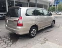 Toyota Innova 2.0E 2015 - Bán xe Toyota Innova 2.0E 2015 số sàn, giá tốt