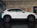 Mazda CX 5 2018 - Bán ô tô Mazda CX 5 2.5 2WD 2018, màu trắng, có xe giao ngay, hỗ trợ 90% vay ngân hàng. Lh 0938 907 088 Toàn Mazda