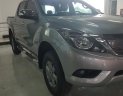 Mazda BT 50 2.2 MT 2017 - Bán Mazda BT 50 2.2 MT màu bạc, hỗ trợ vay 80% giá trị xe. LH 0938097488