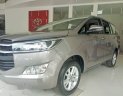 Toyota Innova  2.0E 2018 - Bán Toyota Innova 2.0E sản xuất 2018, màu xám