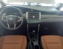 Toyota Innova  2.0E 2018 - Bán Toyota Innova 2.0E sản xuất 2018, màu xám