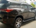 Toyota Fortuner MT 2017 - Bán Fortuner 2017 MT, giá 1 tỉ 125 triệu, đi được 37,000km, BH 1 năm, xe đẹp chạy lướt không lỗi lầm