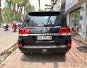 Toyota Land Cruiser VX 2016 - Bán xe Toyota Land Cruiser VX 2017, màu đen, biển Hà Nội giá tốt xe siêu lứơt mới 99%