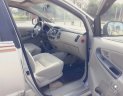 Toyota Innova 2014 - Cần bán Toyota Innova 2014, màu bạc, giá tốt, số sàn