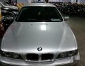 BMW 5 Series 525i 2002 - Cần bán gấp BMW 5 Series 525i 2002, màu bạc