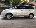 Toyota Innova 2.0G 2011 - Bán ô tô Toyota Innova 2.0G sản xuất 2011, màu bạc chính chủ giá cạnh tranh