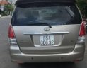 Toyota Innova 2011 - Xe Toyota Innova đời 2011, màu bạc xe gia đình