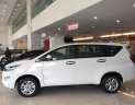 Toyota Innova 2.0E  2018 - Bán Toyota Innova 2.0E 2018, tặng bảo hiểm thân vỏ và bộ phụ kiện chính hãng, LH 0988611089