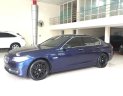 BMW 5 Series 2016 - Cần bán BMW 5 Series Model 2017 màu xanh lam, nhập khẩu nguyên chiếc