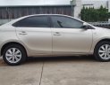 Toyota Vios E 2017 - Bán Toyota Vios E sản xuất 2017, màu vàng, 506tr