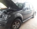 Nissan Navara 2015 - Cần bán xe Nissan Navara 2015 số tự động màu xám máy dầu 2 cầu, odo 42.000 km