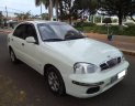 Daewoo Lanos  SX 2001 - Bán ô tô Daewoo Lanos SX đời 2001, màu trắng  