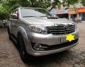 Toyota Fortuner G 2015 - Cần bán xe Toyota Fortuner G sản xuất năm 2015, màu bạc số sàn, giá tốt