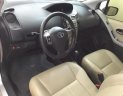 Toyota Yaris 1.5 2011 - Cần bán xe Toyota Yaris 1.5 năm 2011, màu bạc, nhập khẩu