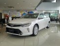 Toyota Camry 2.0E 2018 - Bán Toyota Camry 2.0E trắng 2018 - Giá tốt, khuyến mãi lớn - Bảo hành chính hãng 3 năm/ Hotline: 0898.16.8118