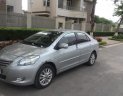 Toyota Vios 1.5E 2010 - Bán Toyota Vios 1.5E đời 2010, màu bạc số sàn, 318tr