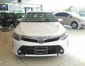 Toyota Camry 2.0E 2018 - Bán Toyota Camry 2.0E trắng 2018 - Giá tốt, khuyến mãi lớn - Bảo hành chính hãng 3 năm/ Hotline: 0898.16.8118