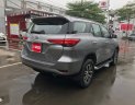 Toyota Fortuner V 2017 - Bán Toyota Fortuner 2.7V - máy xăng 2 cầu, đã qua sử dụng chính hãng, hotline: 0898.16.8118