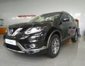 Nissan X trail SV 2.5 G 2018 - Bán ô tô Nissan X trail SV G đời 2018, màu đen, dẩn động 4 bánh, full option, khuyến mãi ngập tràn