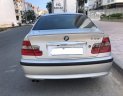 BMW 3 Series 325i  2004 - Cần bán gấp BMW 3 Series 325i năm sản xuất 2004, màu bạc, giá tốt