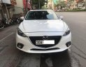 Mazda 323 2016 - Cần bán xe Mazda 323 năm sản xuất 2016, màu trắng