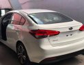 Kia Cerato 1.6 MT Base 2018 - Bán ô tô Kia Cerato 1.6 MT Base năm sản xuất 2018, màu trắng giá cạnh tranh