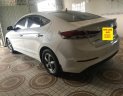 Hyundai Elantra 1.6 MT 2018 - Bán Hyundai Elantra 1.6 MT 2018, màu trắng số sàn giá cạnh tranh