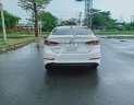 Hyundai Elantra 2017 - Cần bán xe Hyundai Elantra đời 2017, màu trắng