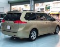 Toyota Sienna LE 3.5 2010 - Bán Toyota Sienna LE 3.5 2010, màu vàng, xe nhập