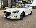 Mazda 3 1.5L Facelift 2017 - Bán ô tô Mazda 3 1.5L Facelift 2017, màu trắng, giá 658tr