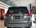 Toyota Innova 2.0E 2018 - Bán ô tô Toyota Innova 2.0E sản xuất năm 2018, màu xám