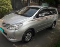 Toyota Innova G 2010 - Bán ô tô Toyota Innova G năm sản xuất 2010, màu bạc 